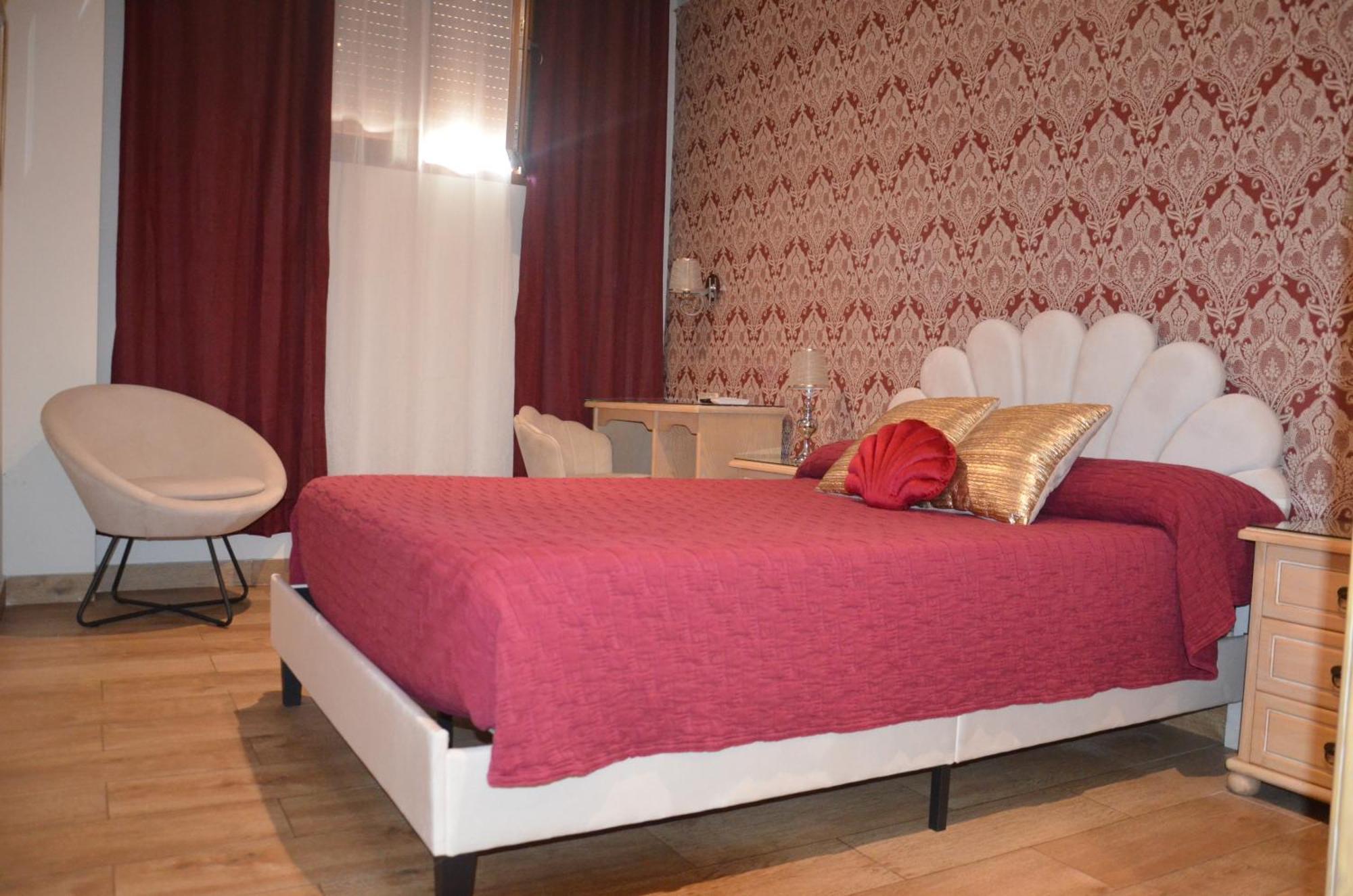 אליקאנטה Hostal Mont Royal מראה חיצוני תמונה