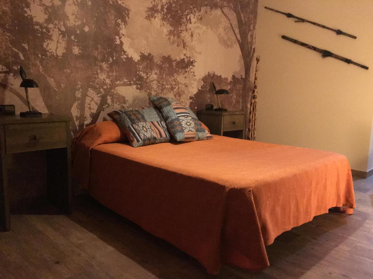 אליקאנטה Hostal Mont Royal מראה חיצוני תמונה