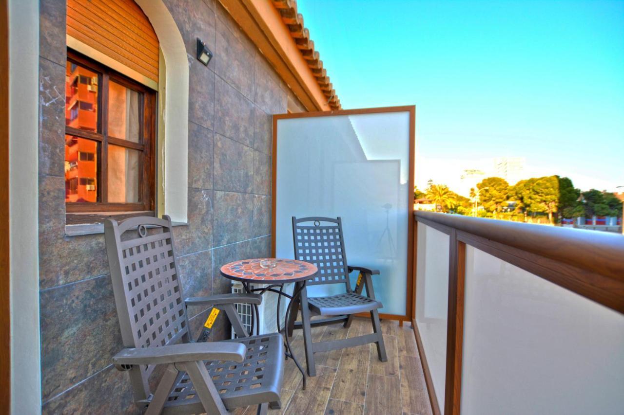 אליקאנטה Hostal Mont Royal מראה חיצוני תמונה